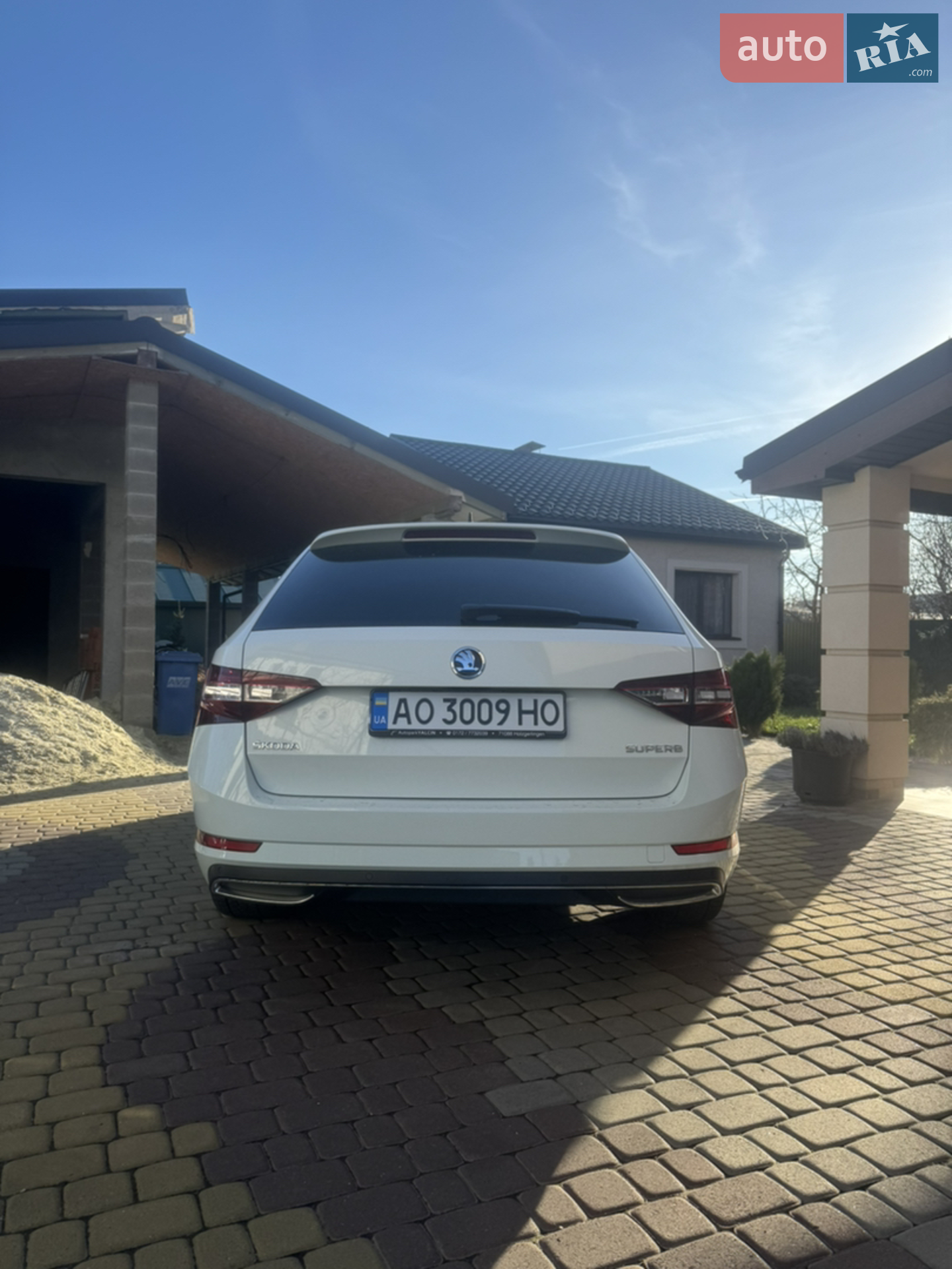 2017 Skoda Superb - мініатюра 2