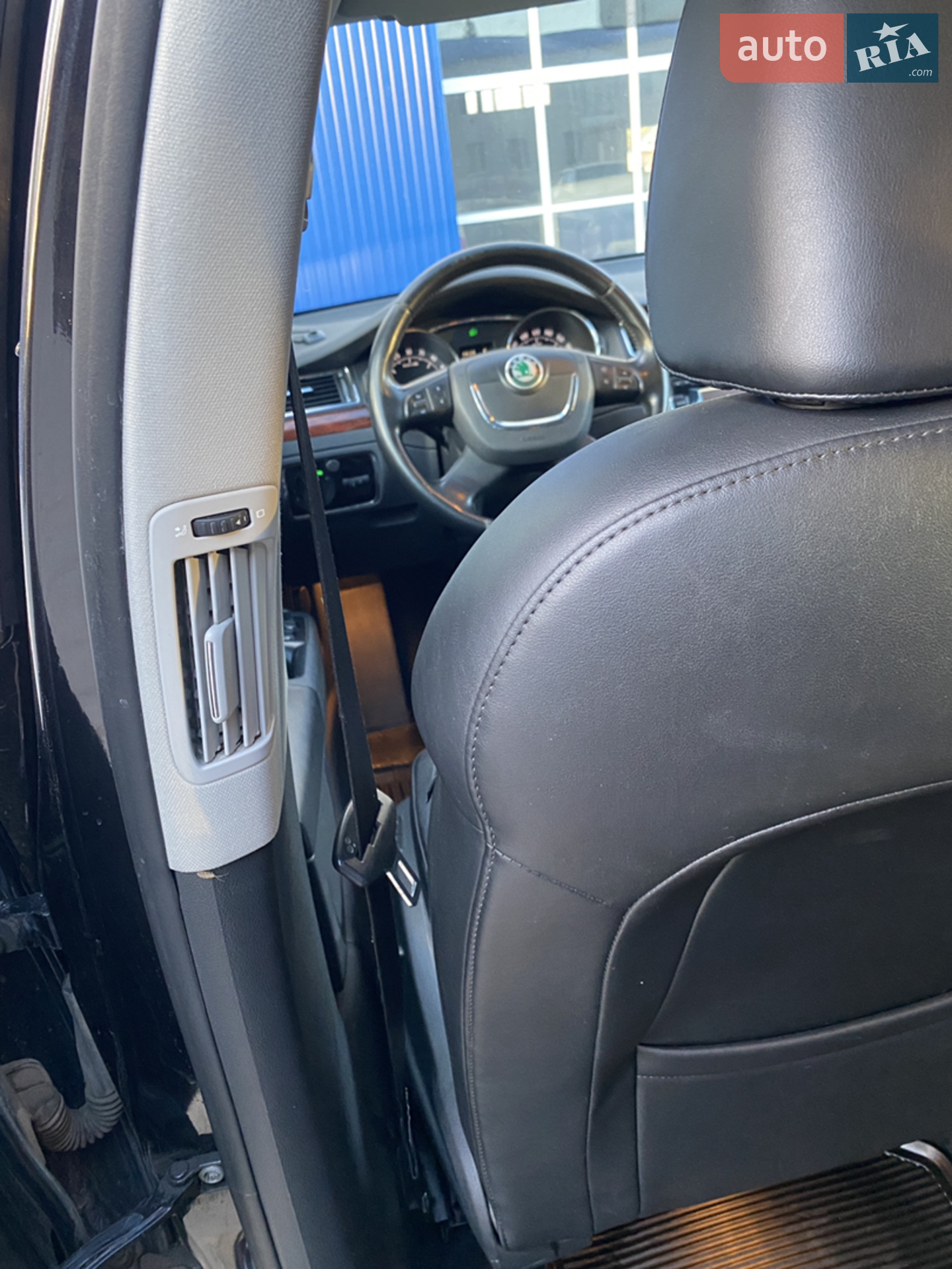 2012 Skoda Superb - мініатюра 23