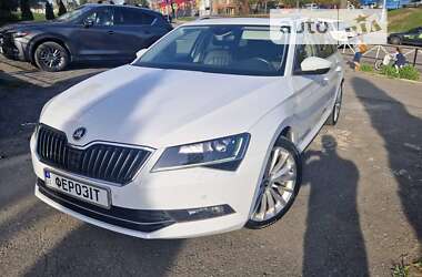 Универсал Skoda Superb 2016 в Хмельницком