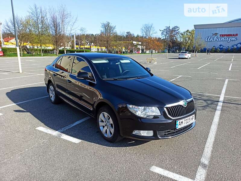 Лифтбек Skoda Superb 2012 в Броварах