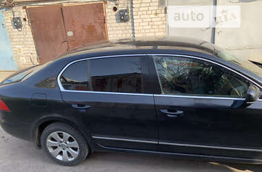 Лифтбек Skoda Superb 2012 в Днепре