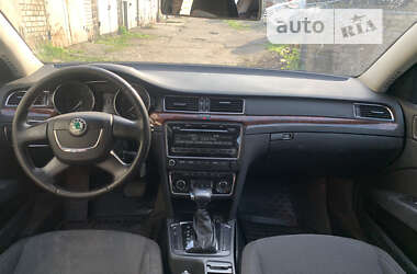 Лифтбек Skoda Superb 2012 в Днепре