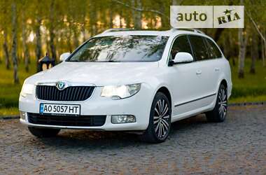 Універсал Skoda Superb 2012 в Береговому