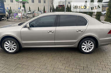 Ліфтбек Skoda Superb 2013 в Слов'янську