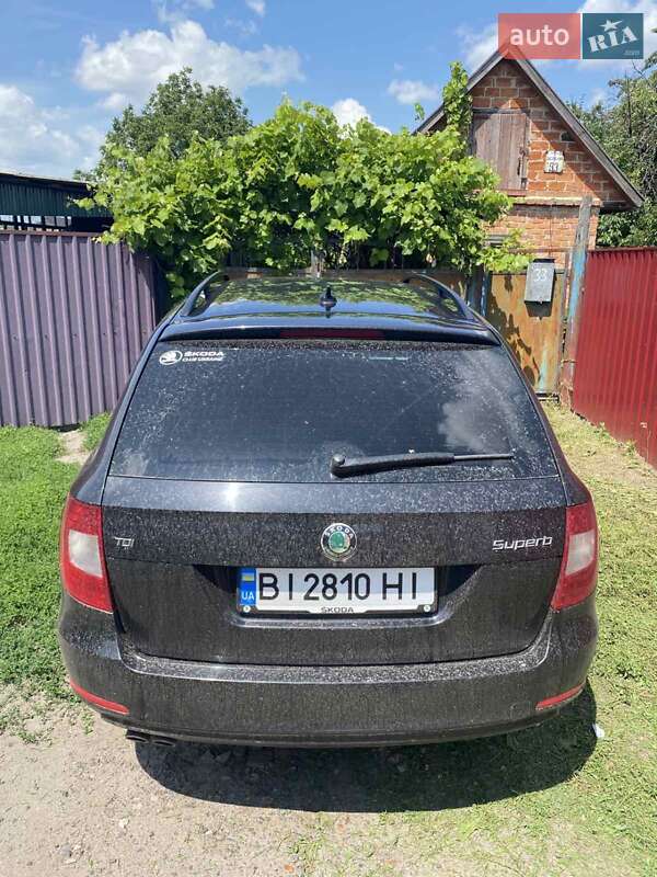 Универсал Skoda Superb 2012 в Полтаве