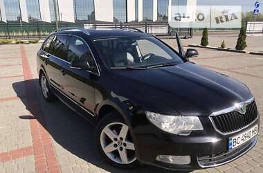 Универсал Skoda Superb 2010 в Львове