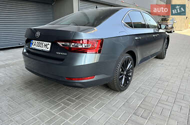 Лифтбек Skoda Superb 2018 в Киеве