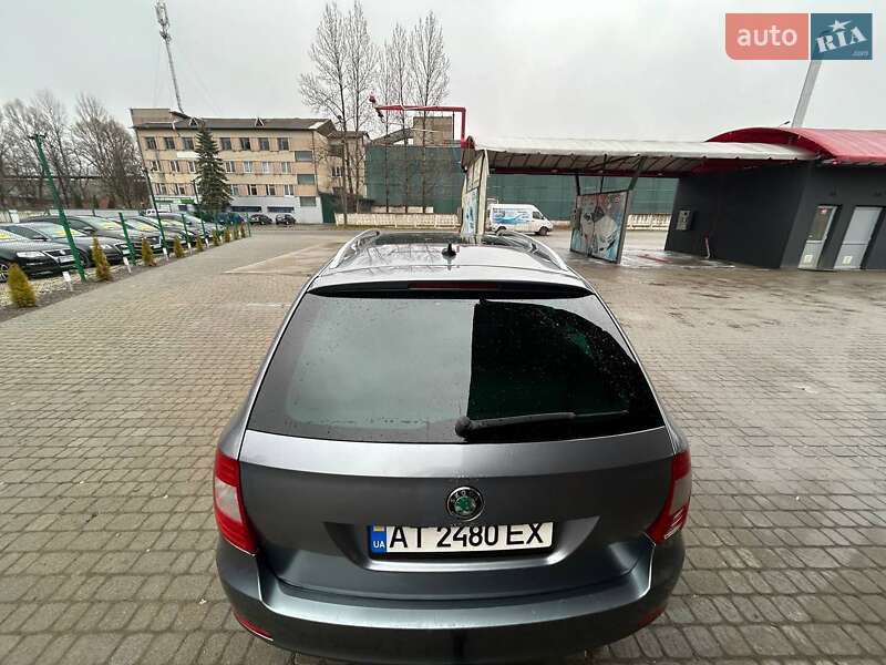 Универсал Skoda Superb 2010 в Надворной