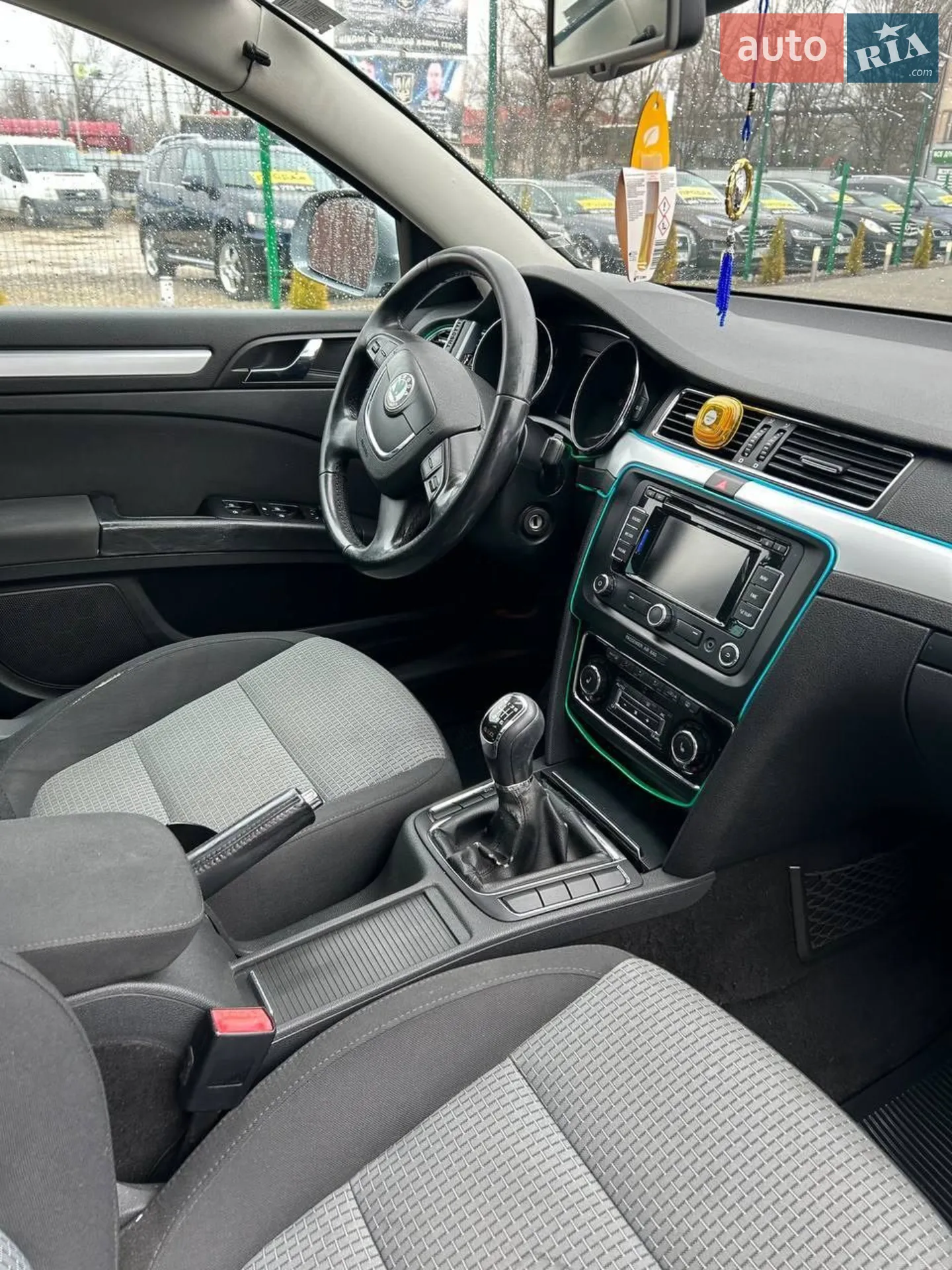 2010 Skoda Superb - мініатюра 29