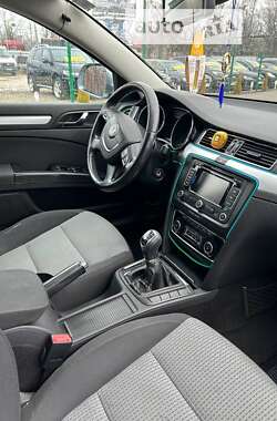 Универсал Skoda Superb 2010 в 