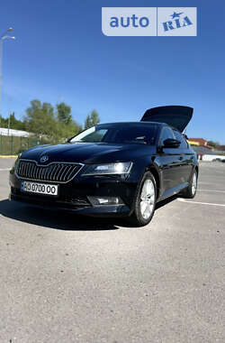 Ліфтбек Skoda Superb 2017 в Ужгороді