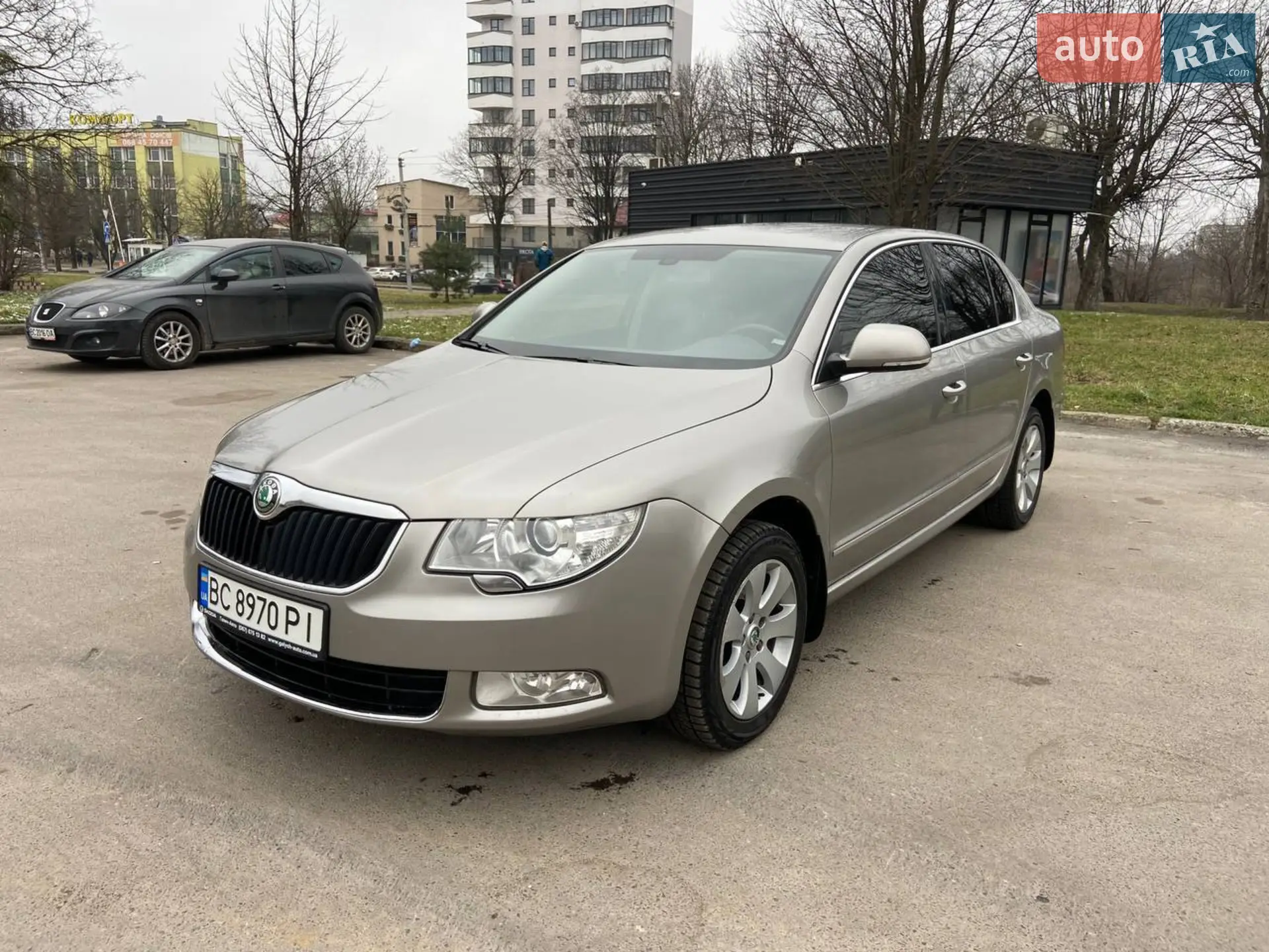 2012 Skoda Superb - мініатюра 2
