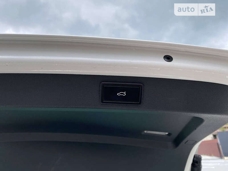 Универсал Skoda Superb 2015 в Сваляве фото 20 Универсал Skoda Superb 2015 в Сваляве