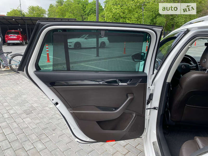 Универсал Skoda Superb 2015 в Сваляве фото 22 Универсал Skoda Superb 2015 в Сваляве