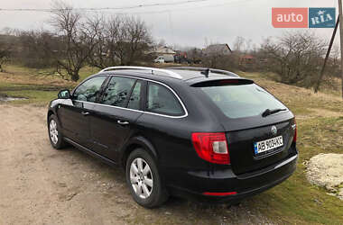 Универсал Skoda Superb 2012 в Калиновке