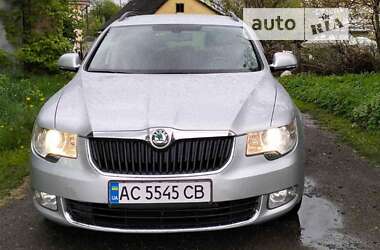 Skoda Superb 2011