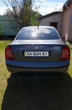 Skoda Superb 2005