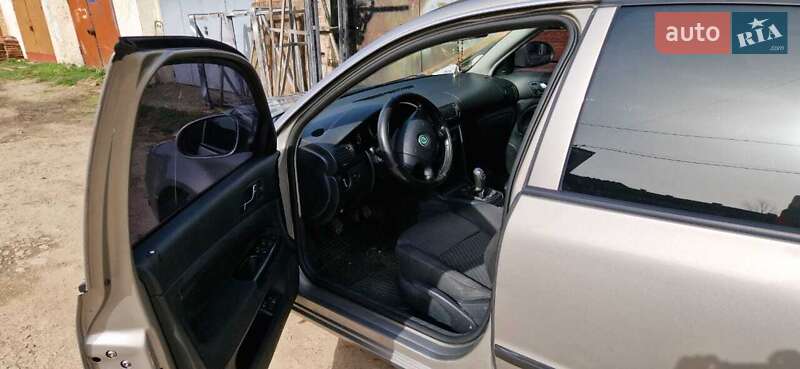 Лифтбек Skoda Superb 2008 в Надворной фото 16 Лифтбек Skoda Superb 2008 в Надворной