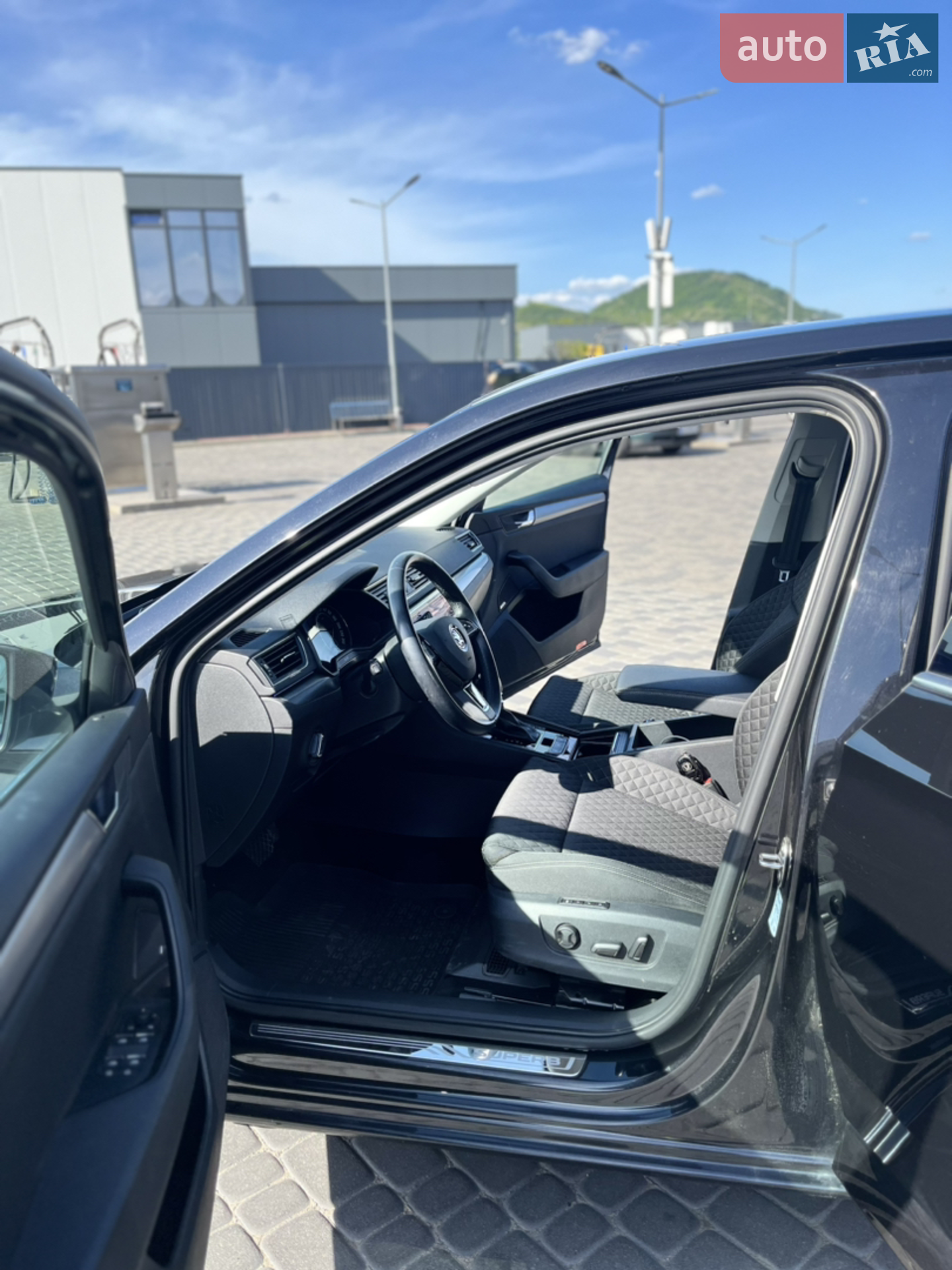 2019 Skoda Superb - мініатюра 18