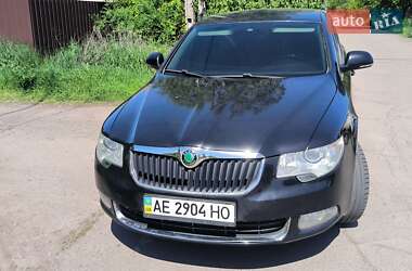 Лифтбек Skoda Superb 2011 в 