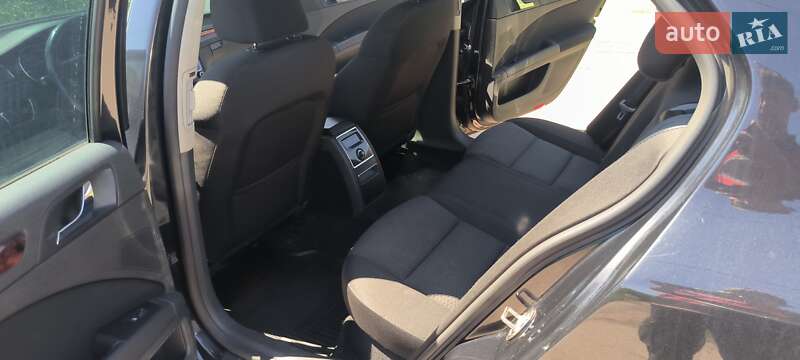 Лифтбек Skoda Superb 2011 в Кривом Роге
