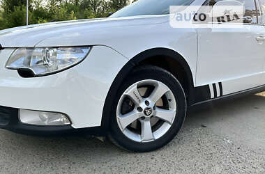 Універсал Skoda Superb 2011 в Коломиї