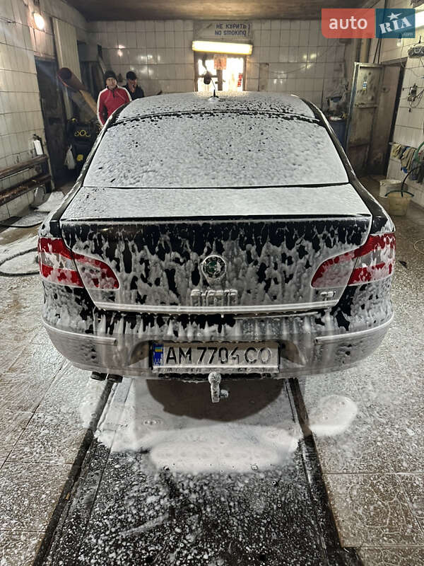 Универсал Skoda Superb 2010 в Житомире