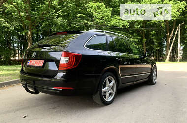 Универсал Skoda Superb 2014 в Львове