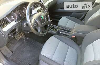 Универсал Skoda Superb 2013 в Бориславе