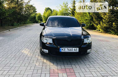 Ліфтбек Skoda Superb 2011 в Запоріжжі