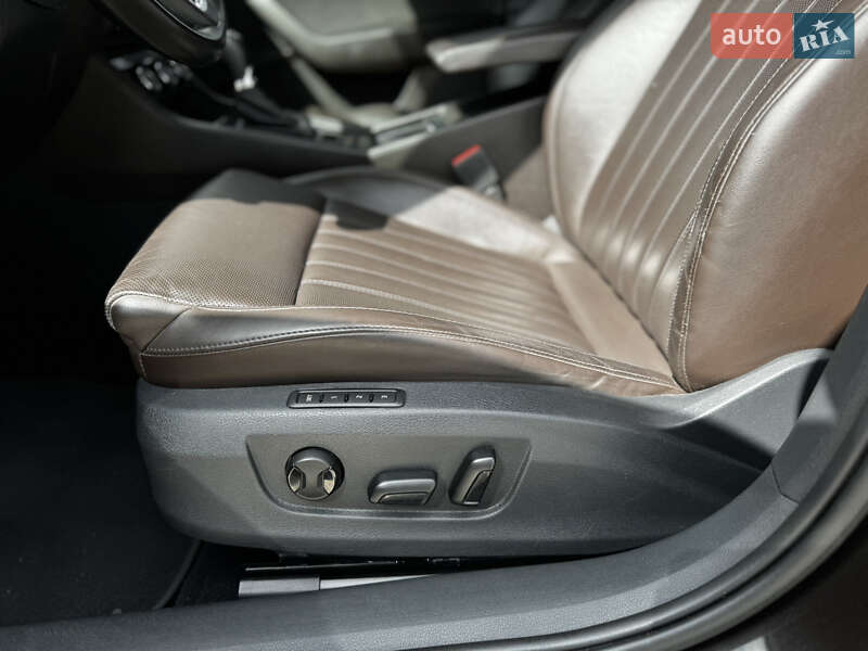 Лифтбек Skoda Superb 2016 в Звягеле