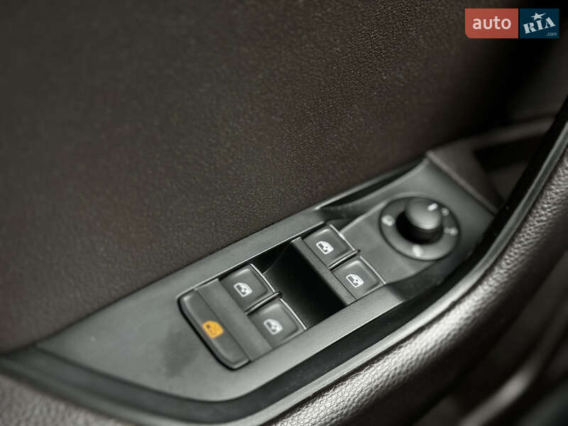 Лифтбек Skoda Superb 2016 в Звягеле