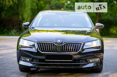 Skoda Superb 2019