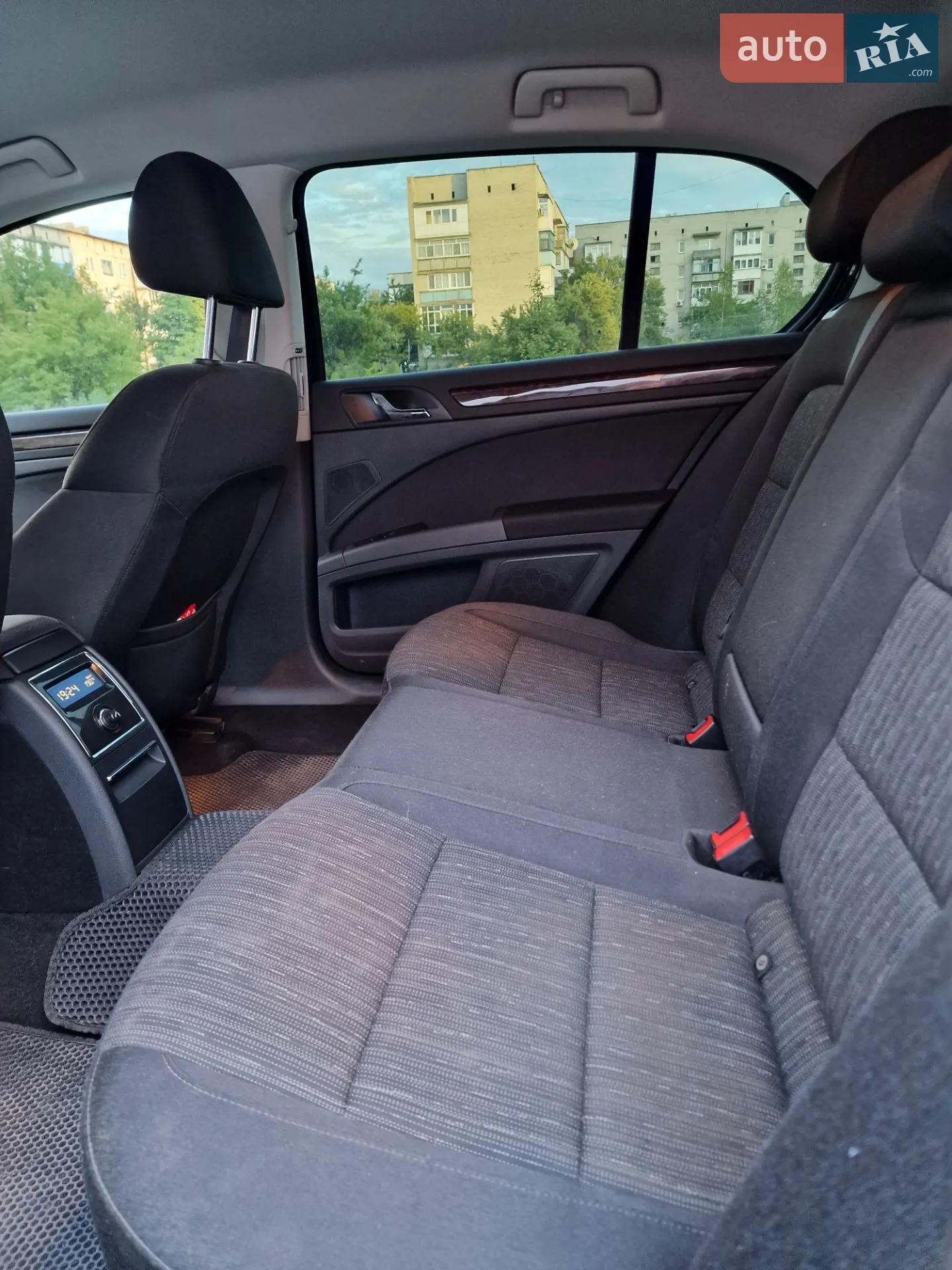 2013 Skoda Superb - мініатюра 16