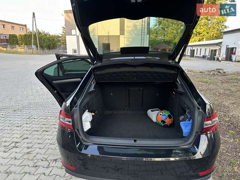 Ліфтбек Skoda Superb 2016 в Житомирі