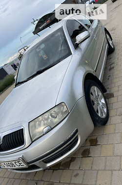 Ліфтбек Skoda Superb 2005 в Виноградові