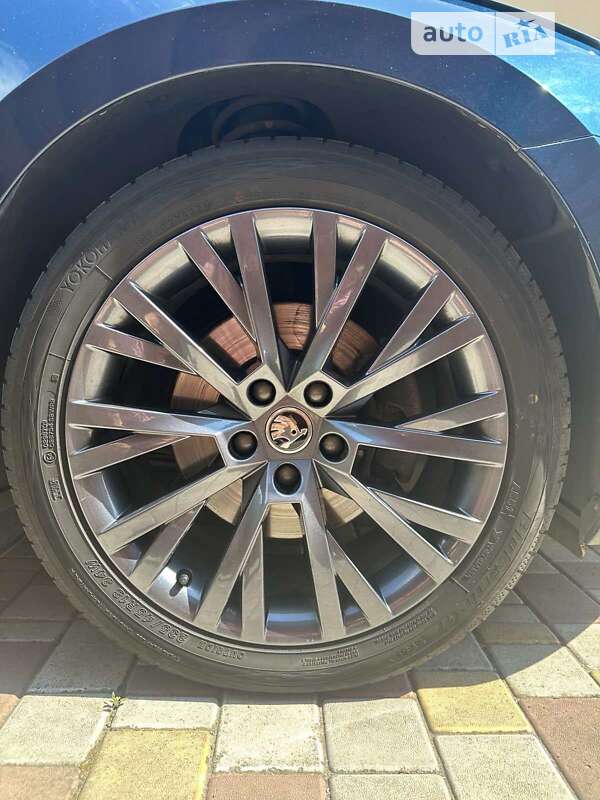 Универсал Skoda Superb 2020 в Днепре