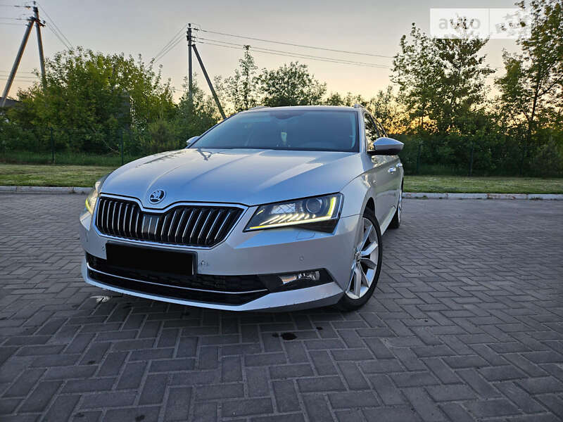 Універсал Skoda Superb 2018 в Ковелі