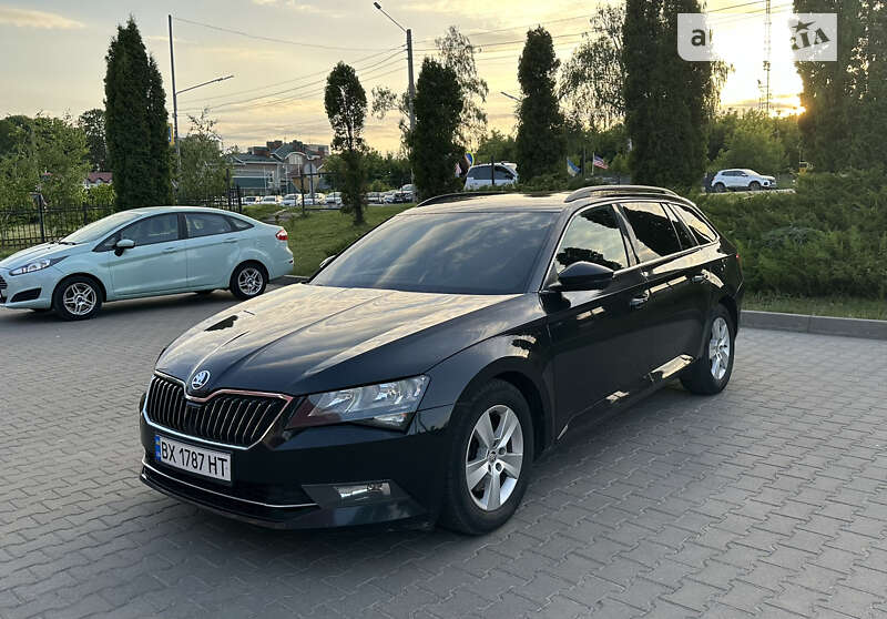 Универсал Skoda Superb 2015 в Хмельницком