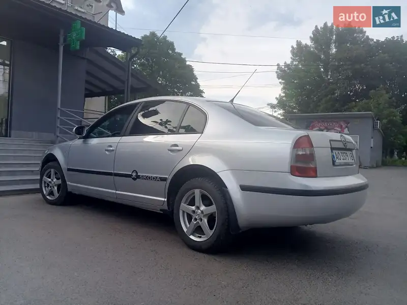 Лифтбек Skoda Superb 2008 в 