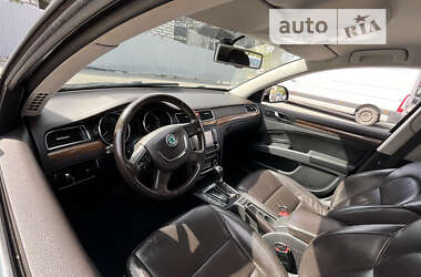 Лифтбек Skoda Superb 2013 в Днепре