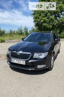 Універсал Skoda Superb 2012 в Галичі