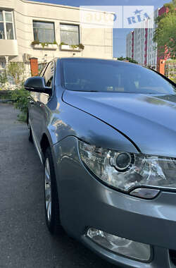 Лифтбек Skoda Superb 2012 в Киеве