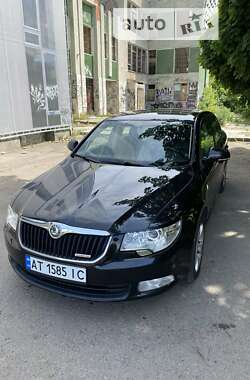 Skoda Superb 2012