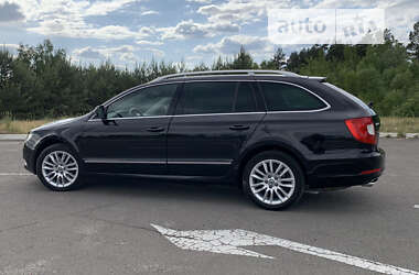 Универсал Skoda Superb 2012 в Радивилове