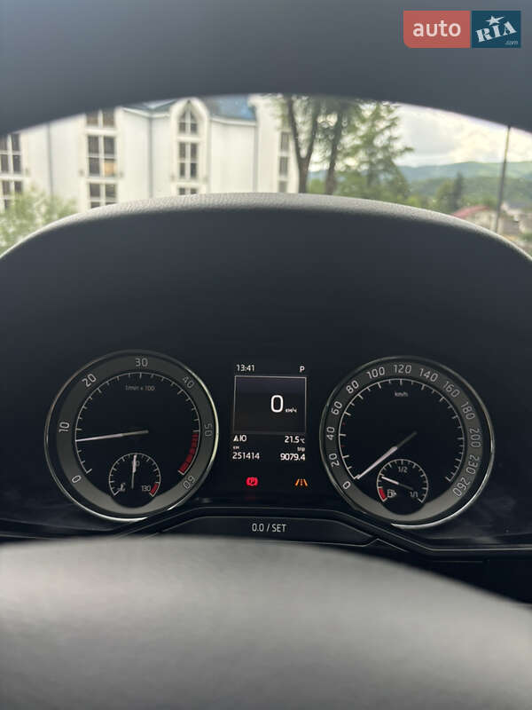 Универсал Skoda Superb 2016 в Мукачево