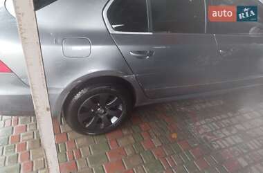 Лифтбек Skoda Superb 2009 в 