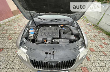 Лифтбек Skoda Superb 2010 в 
