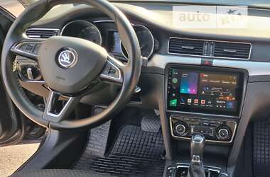 Универсал Skoda Superb 2014 в Умани