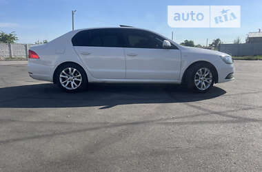 Ліфтбек Skoda Superb 2013 в 